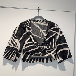 Cropped patterned Zara shirt